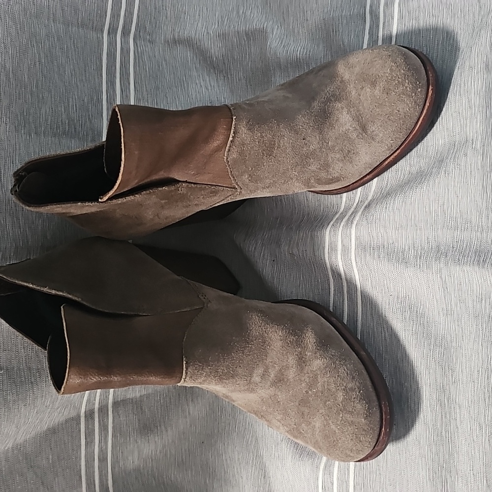 KORK-EASE CASTANEDA CHESTNUT SUEDE/LEATHER BOOTIE ANKLE BOOTS SZ 7